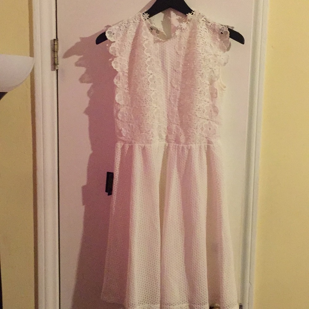 Bebe dress